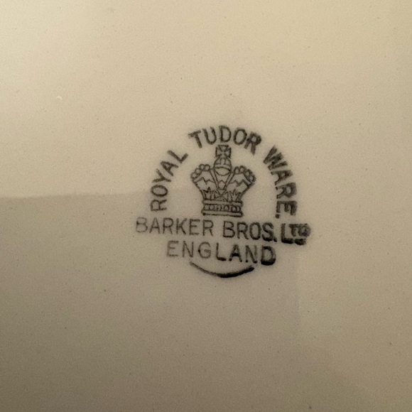 Vintage - Royal Tudor Ware Barker Bros Ltd England Cake Platter 11.5 Inch - Picture 5 of 5